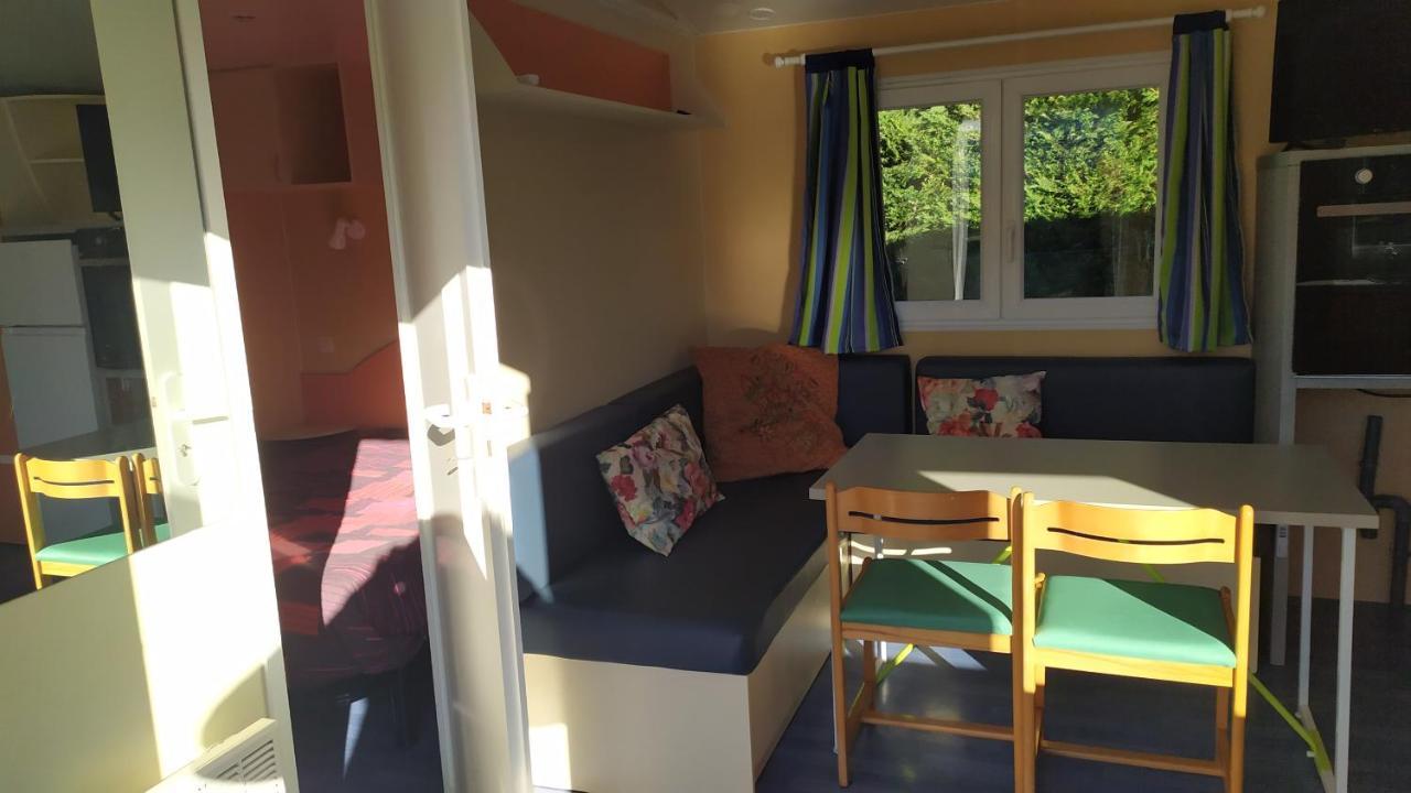 Mobil-Home Du Lac De Foix Exterior photo